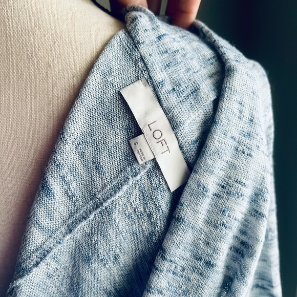 NWOT LOFT blue and white space-dyed cardigan - Picture 4 of 6